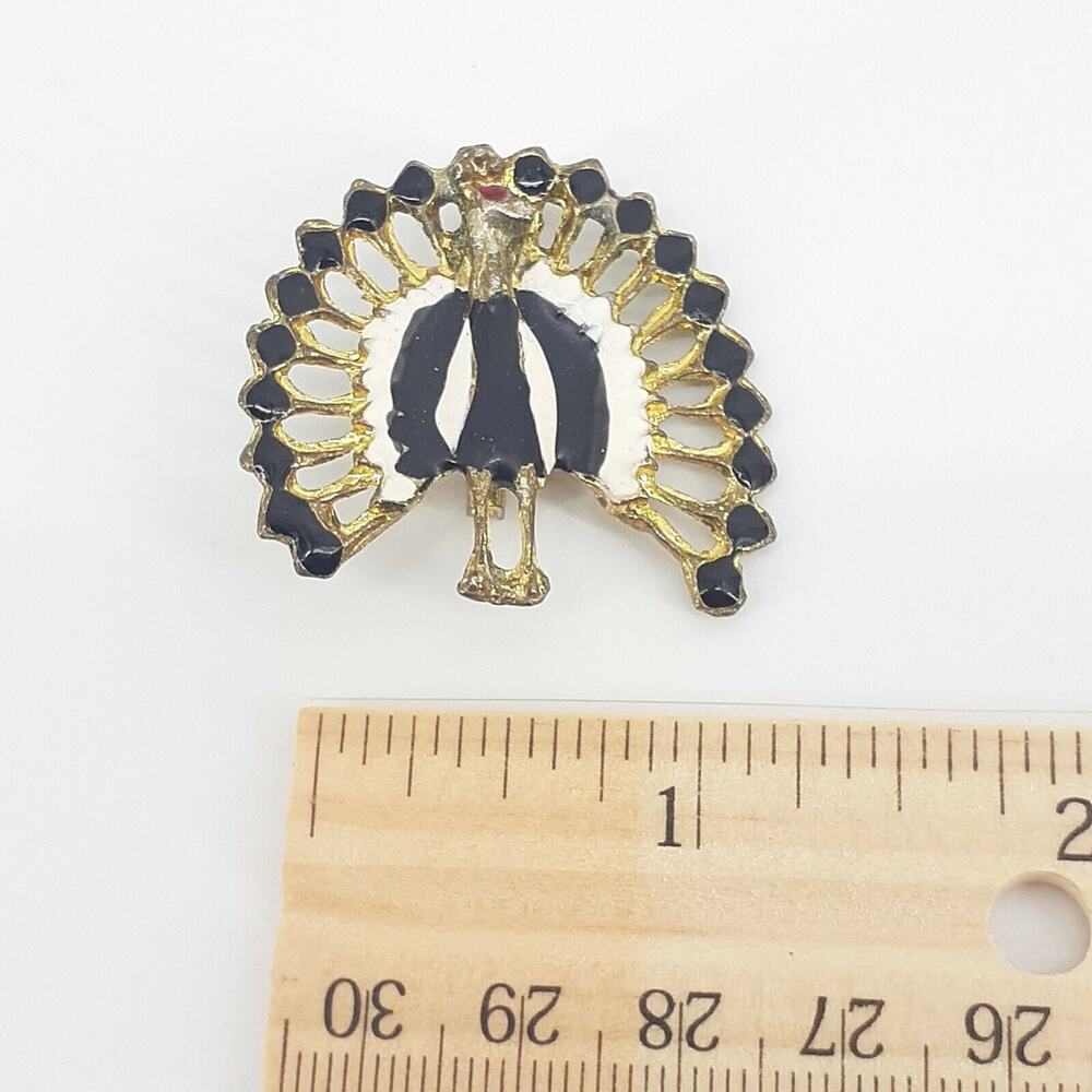 Peacock Vintage Brooch Black White Enamel Pin Bird Ave Feathers Red Eyes - Picture 2 of 5